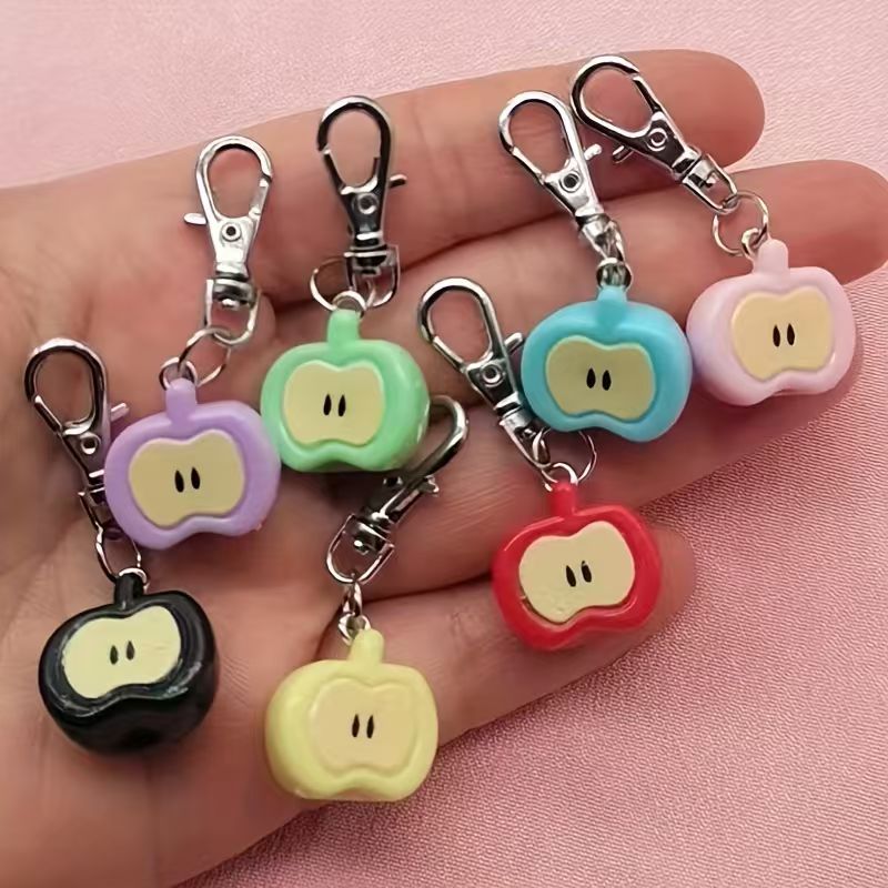 Phone Accessories Are - Chaveiro de resina simulando maçã, 7